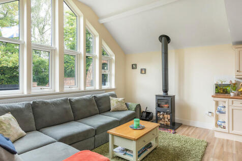 The Gatehouse ph1...
