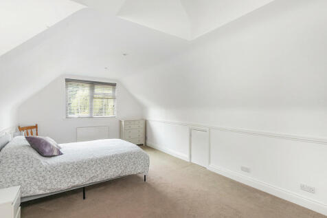 The Gatehouse ph3...