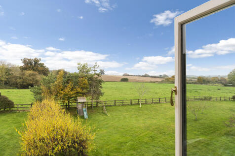 Manor Barn ph50