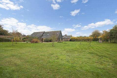 Manor Barn ph11