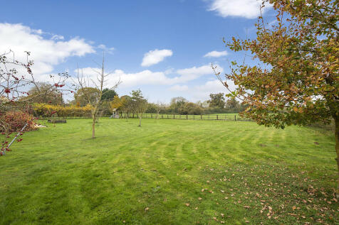 Manor Barn ph12