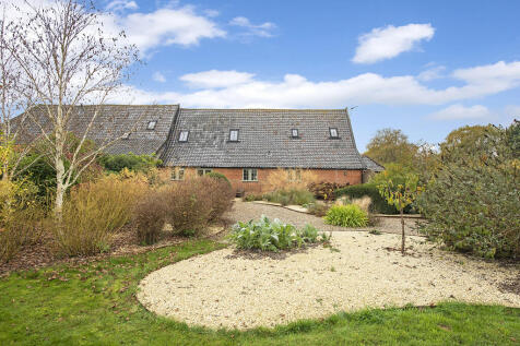 Manor Barn ph13