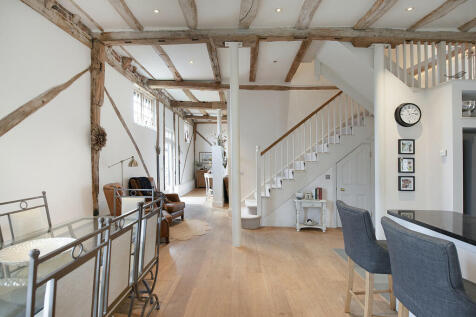 Manor Barn ph35