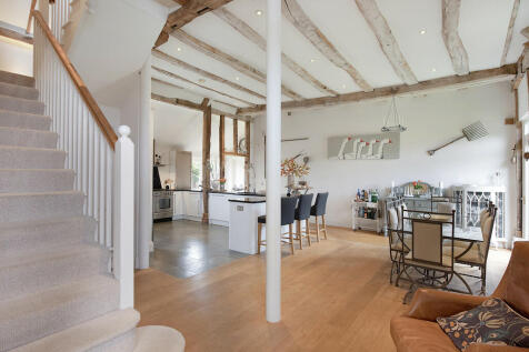 Manor Barn ph33