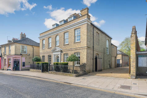 The Manor House p...