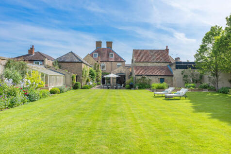 The Manor House p...