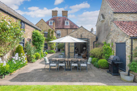 The Manor House p...