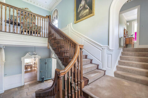 The Manor House p...
