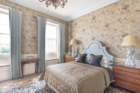The Manor House p...