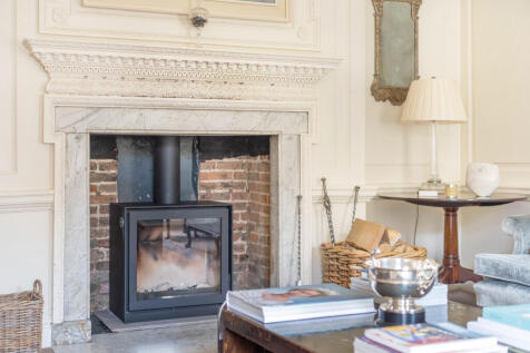 The Manor House p...