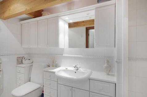 Hall House ph21