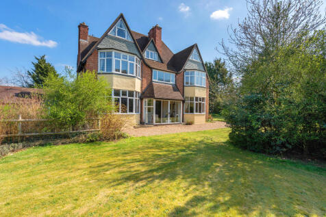 Abbots Court ph05