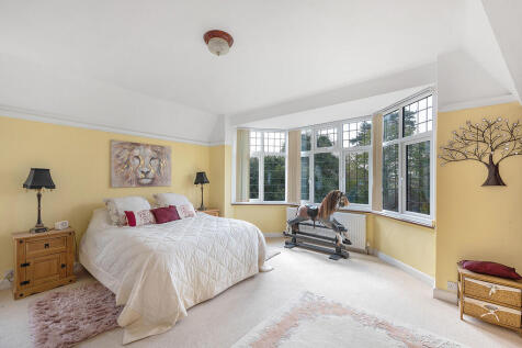 Abbots Court ph41