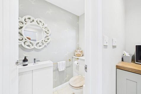 CAM01689G0-PR0495...