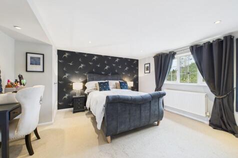 CAM01689G0-PR0495...