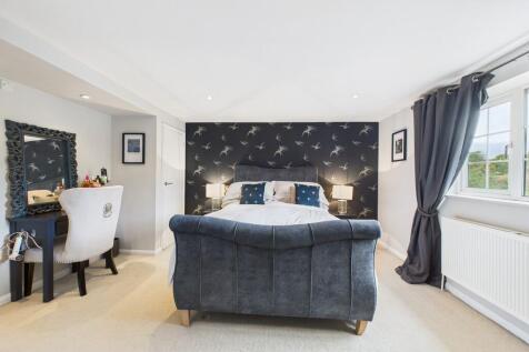 CAM01689G0-PR0495...