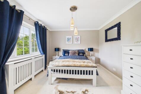 CAM01689G0-PR0495...