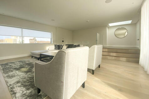 Lounge new