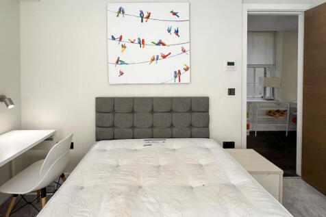 Bedroom 1 photo 2...
