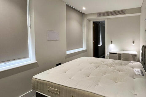 Bedroom 1 photo 3...
