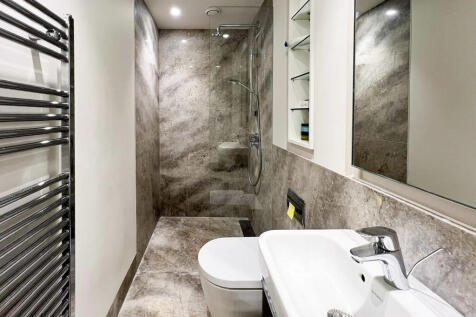 Shower roon NEW
