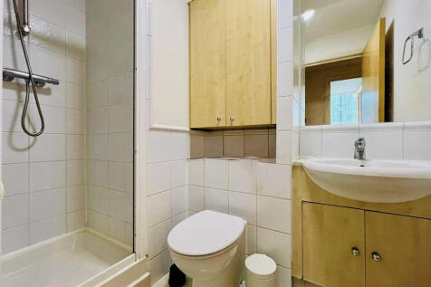 En-suite new
