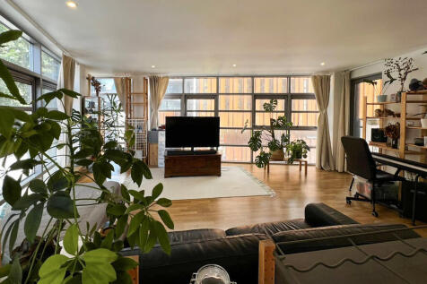 Lounge 2 New