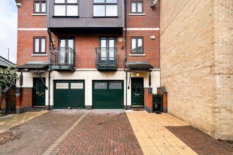 WhatsApp Image 20...