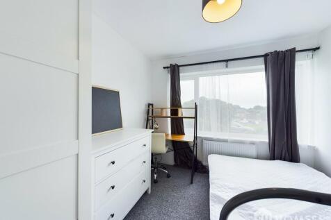 bedroom B