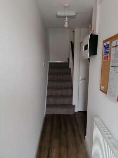 8 Bennett Entrance