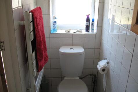 Own Shower &#43; Toilet