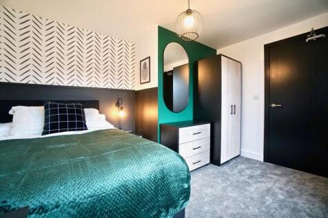 Room 2 space