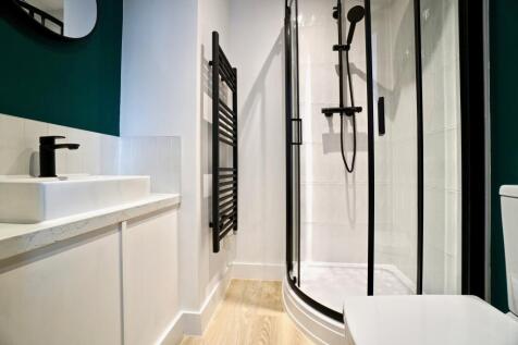 Room 4 Ensuite