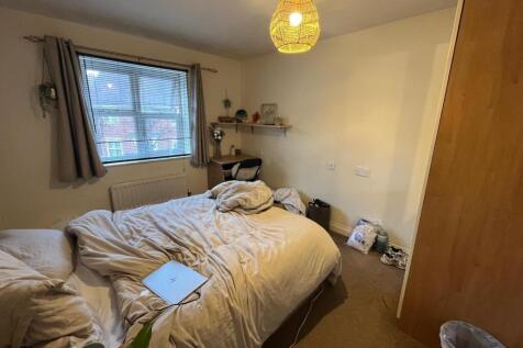 Ensuite Bedroom