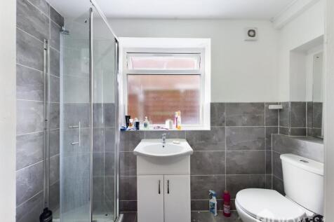 Bathroom B