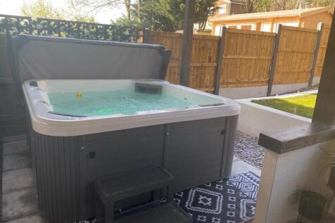 Hottub