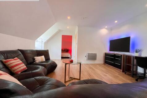 Bedroom 2 with own l
