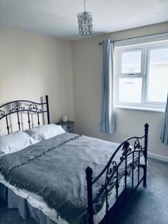 Bedroom1.jpg