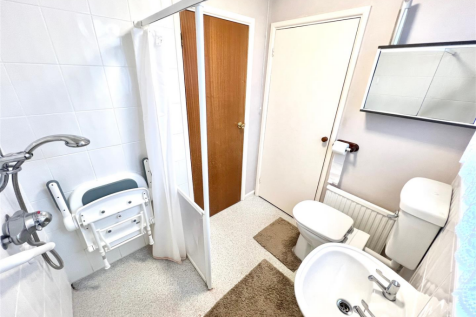 bathroom.png