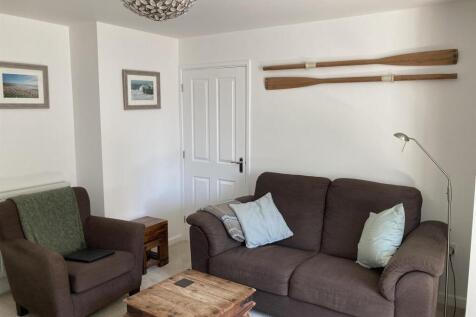 Livingroom2.JPEG