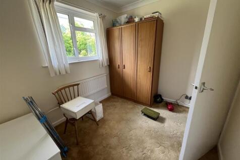 Bedroom 3.jpg