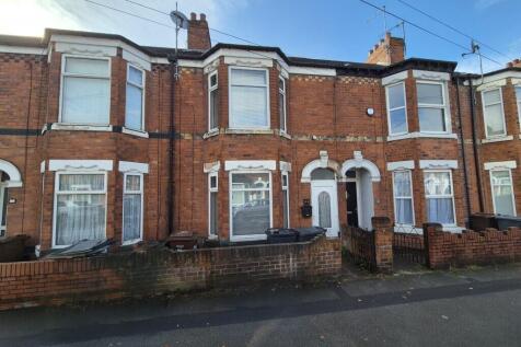 3 Bedroom House - mid terrace for Sale