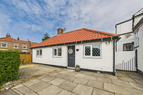 1 Bedroom Detached Bungalow - For sale by auction