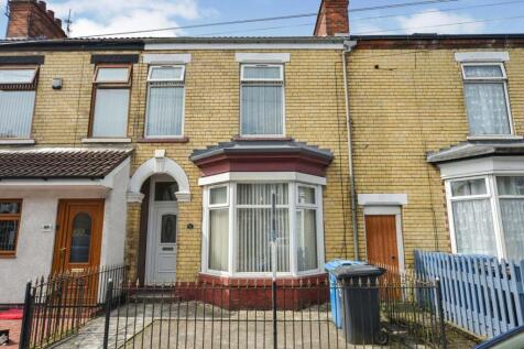 Three bedroom mid-terrace house - For sale by auc