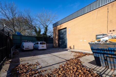 Unit 2 Church Road Leyton 19.jpg