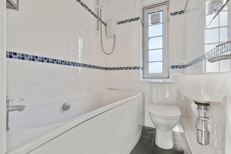 bathroom medium
