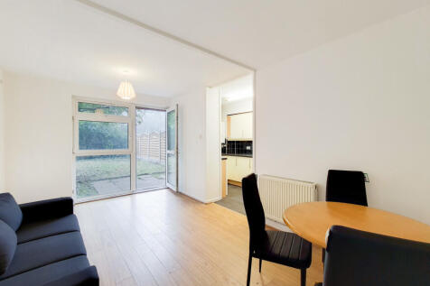4_Dining Room-0