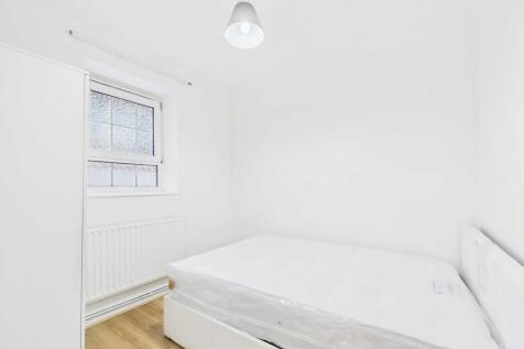 CAM03741G0-PR0134...