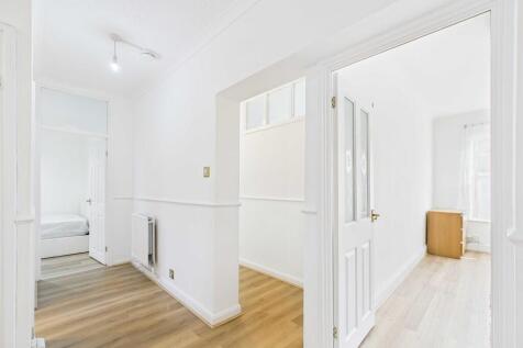 CAM03741G0-PR0134...