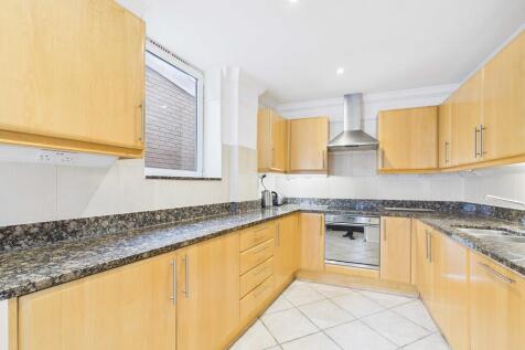 CAM03741G0-PR0130...